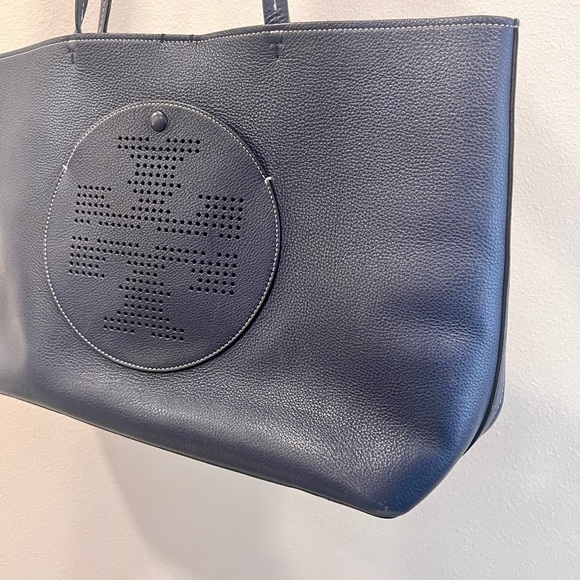 Tory Burch Handbags - Tory Burch Tote